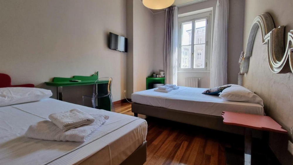 Room image 2